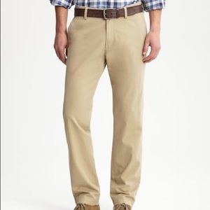 Banana Republic Emerson Chino- Size 33/34